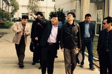 2015年3月22日，，，国家发改委一行来公司现场稽察中水回用项目