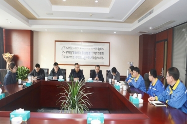 平湖市副市长管立松一行莅临MG不朽情缘纸业慰问高端人才