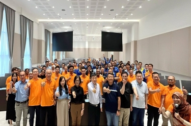 蛇年共进 再攀岑岭 | MG不朽情缘纸业全资子公司MG不朽情缘控股（马）有限公司第二届员工大会及年会盛典盛大举行