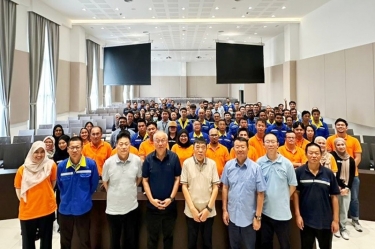 立异突破 务实继承 | MG不朽情缘控股（马）有限公司2025年半年度总结暨战略展望大会圆满召开